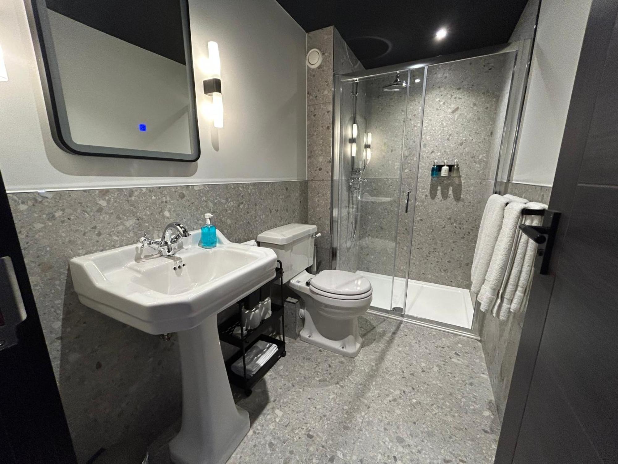 Crescent Place By Mansley Cheltenham Esterno foto